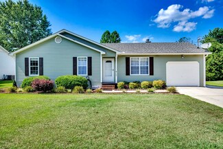 917 Sunshine St SW, Hartselle, AL 35640