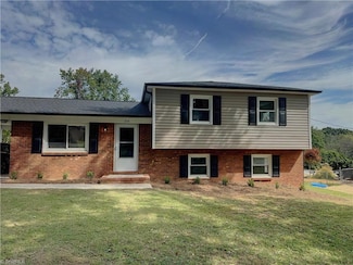 254 Turfwood Ln, King, NC 27021