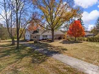 1160 S Sunbury Rd, Westerville, OH 43081