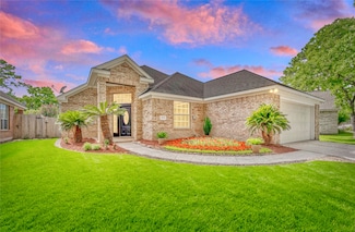 19019 Northcanyon Dr, Tomball, TX 77377