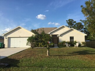 257 SW Airview Ave, Port Saint Lucie, FL 34984