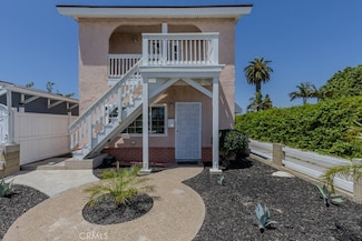 1717 W Columbia St, Long Beach, CA 90810