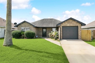 3729 Eastview Dr, Harvey, LA 70058