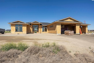 7008 Grange St, Kennewick, WA 99338