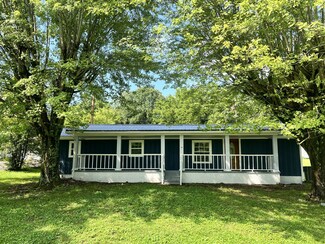 950 Howell Rd, Westmoreland, TN 37186