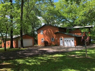 23492 Emerald Dr, Golden, MO 65658