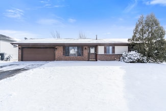 1585 Nautilus Ln, Hanover Park, IL 60133