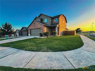 104 Blair Ct, San Marcos, TX 78666