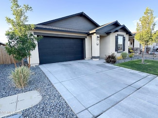 1124 Dapple Dr, Minden, NV 89423
