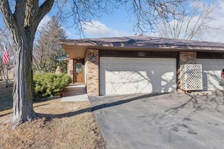 1031 Yuma Ln N, Plymouth, MN 55447
