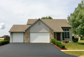 1102 Burlington Way, Davis Junction, IL 61020