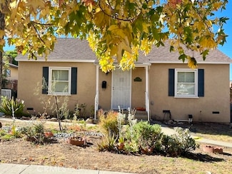10213 Nassau Ave, Sunland, CA 91040