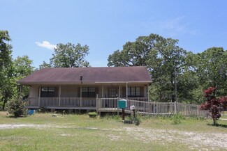 324 Lake Richardson Dr, Fort Valley, GA 31030