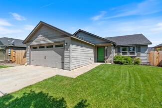 3153 SW Evergreen Ave, Redmond, OR 97756