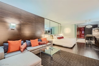 4381 W Flamingo Rd Unit 2009, Las Vegas, NV 89103
