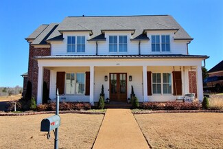 424 Shambala Dr, Collierville, TN 38017