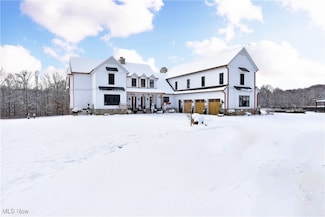 2200 W Comet Rd, New Franklin, OH 44216