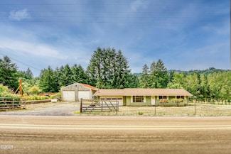 6769 Crystal Creek Loop, Eddyville, OR 97343