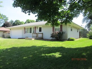 208 Teal Dr, Winnebago, IL 61088