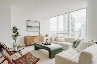 888 W E St Unit 706, San Diego, CA 92101