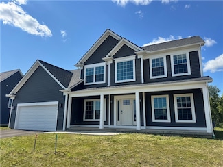 1548 Osburn Ln, Farmington, NY 14425