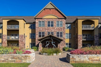 1940 Fulham St Unit 201, Saint Paul, MN 55113