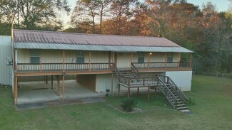 490 Boggy Bayou Rd, Marksville, LA 71351