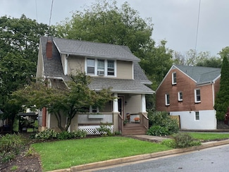 415 Hendren Ave, Staunton, VA 24401