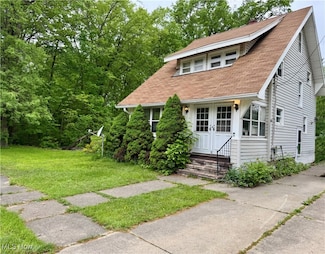 1729 E 26th St, Ashtabula, OH 44004