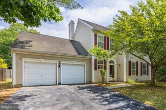 39 Navesink Dr, Pennington, NJ 08534