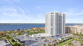 2 Oceans Blvd W Unit 703, Daytona Beach Shores, FL 32118