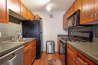 600 E 8th St Unit 11N, Kansas City, MO 64106