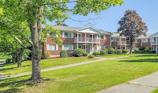 41 Bayberry Dr Unit 4, Sharon, MA 02067