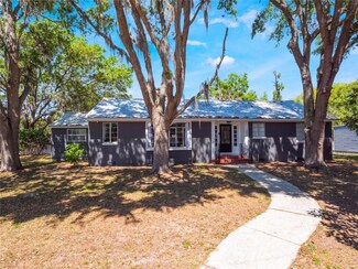 392 W Minnehaha Ave, Clermont, FL 34711