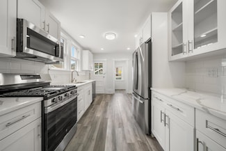 1007 88th St, North Bergen, NJ 07047