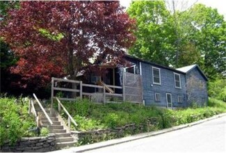 25 North St, Shelburne Falls, MA 01370