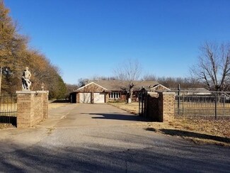 9808 Bartlett Dr, Oklahoma City, OK 73131