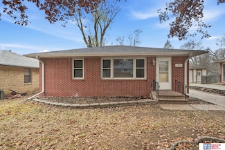 1721 N 57th St, Lincoln, NE 68505