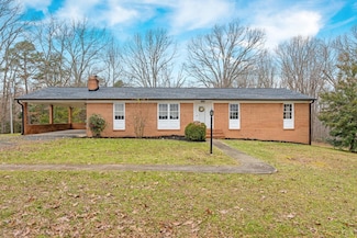 9108 Wheelers Spring Rd, Appomattox, VA 24522