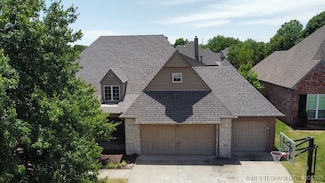 8806 E 110th St, Tulsa, OK 74133