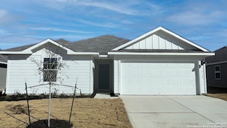 1032 Village Run, Seguin, TX 78155