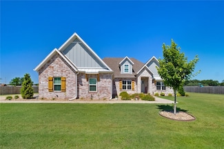 571 Briarwood Ln, Farmington, AR 72730