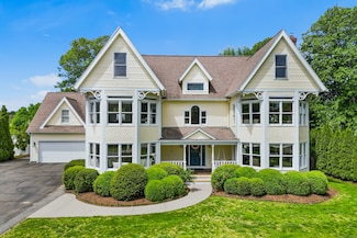 49 Cromwell Place, Old Saybrook, CT 06475
