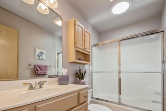 6272 Waxwing Cir, Hobart, IN 46342