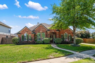 17719 Riata Lake Dr, Cypress, TX 77433
