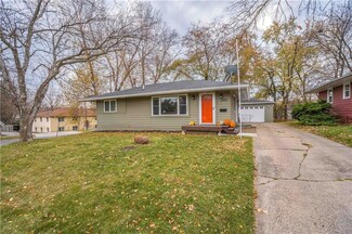 2400 Holcomb Ave, Des Moines, IA 50310