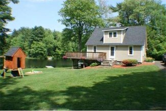44 Riverside Dr, Auburn, MA 01501