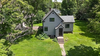 422 Park Ave, Sandstone, MN 55072