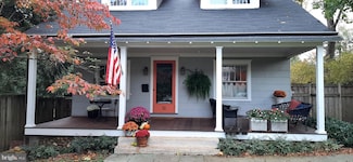 31 E Broad St, Hopewell, NJ 08525