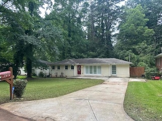 1413 David Cir, Decatur, GA 30032